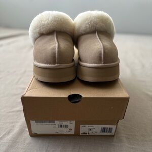 UGG Disquette Sand Size 8 | Platform Sheepskin Slippers | EUC